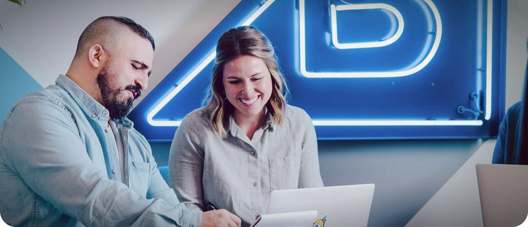 Bakgrunnsbilde Bc People Working